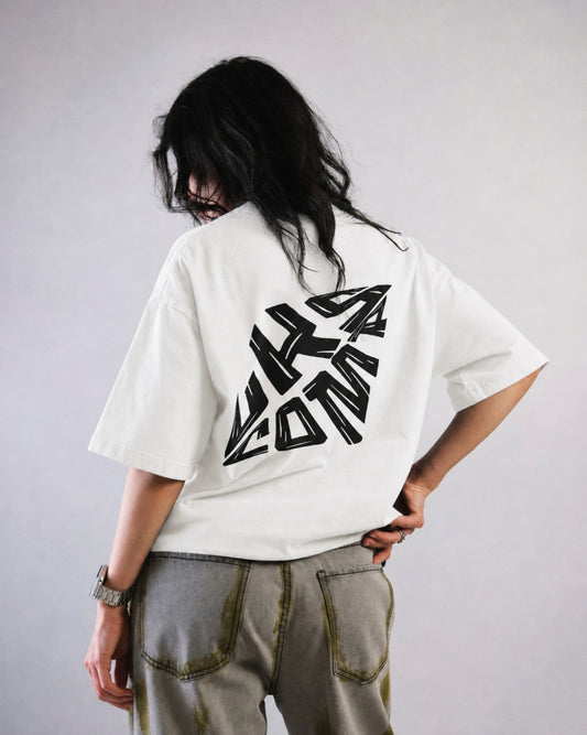 T-Shirt Branca Oversized LKS Company Diamond